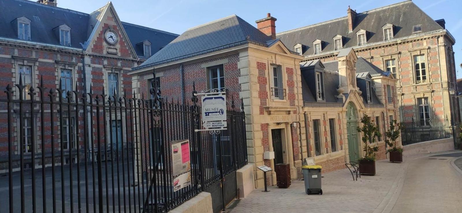 Esope By Kleidos-Ravissant T2 En Plein Centre De Chateau-Thierry Exterior photo